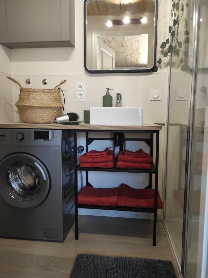 Campagne Et Jacuzzi ... C'est Cosy Le Bumble Bee ! * Panossas